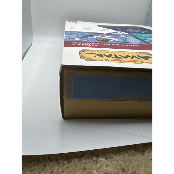 RARE SEALED Avatar: The Last Airbender Katara Water Tribe Betrothal Necklace Set - Picture 14 of 16